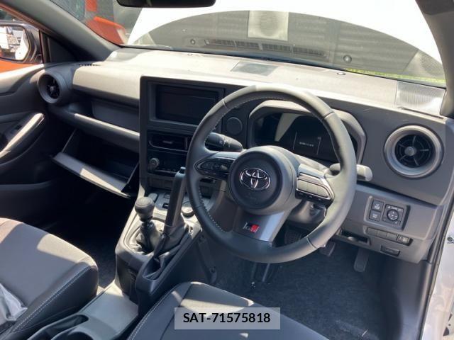 Toyota Gr Yaris 2025-03 7454551-10