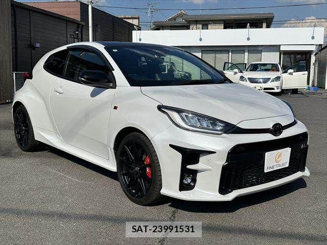 Toyota Gr Yaris 2021-02 7454554-13