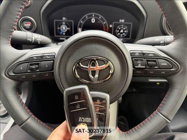 Toyota Gr Yaris 2025-04 7500716-17