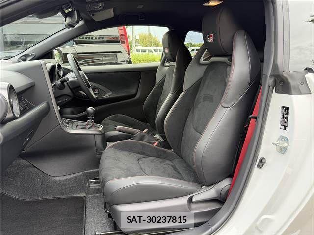 Toyota Gr Yaris 2025-04 7500716-24