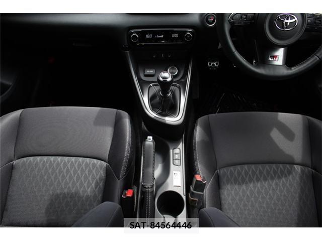 Toyota Gr Yaris 2021-01 7723663-8