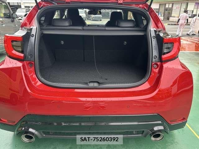 Toyota Gr Yaris 2025-05 7723660-9