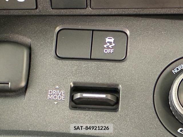 Toyota Gr Yaris 2024-06 7723659-21