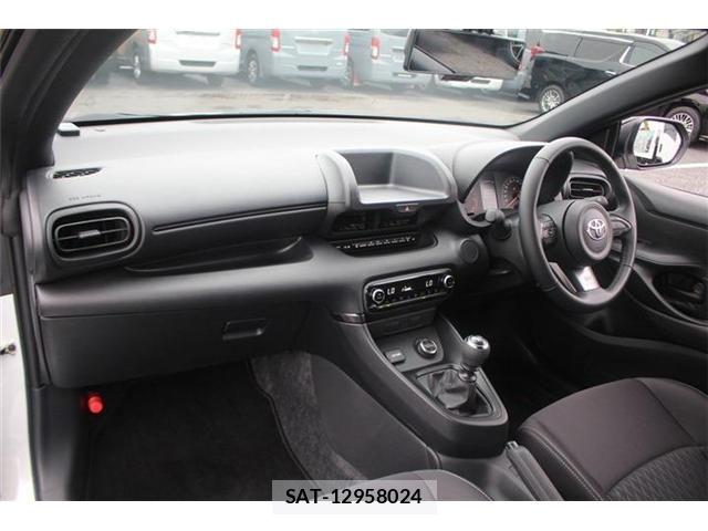 Toyota Gr Yaris 2022-01 7723662-24