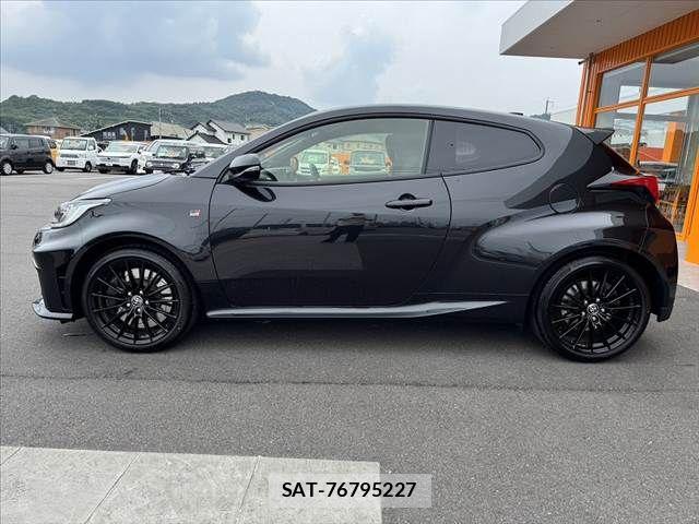 Toyota Gr Yaris 2025-08 7785219-11