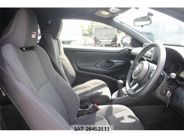 Toyota Gr Yaris 2022-01 7876631-12