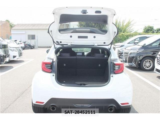 Toyota Gr Yaris 2022-01 7876631-14