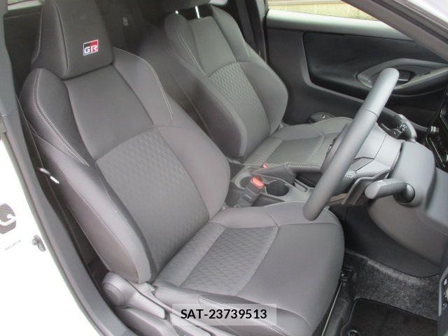 Toyota Gr Yaris 2025-07 7961856-10
