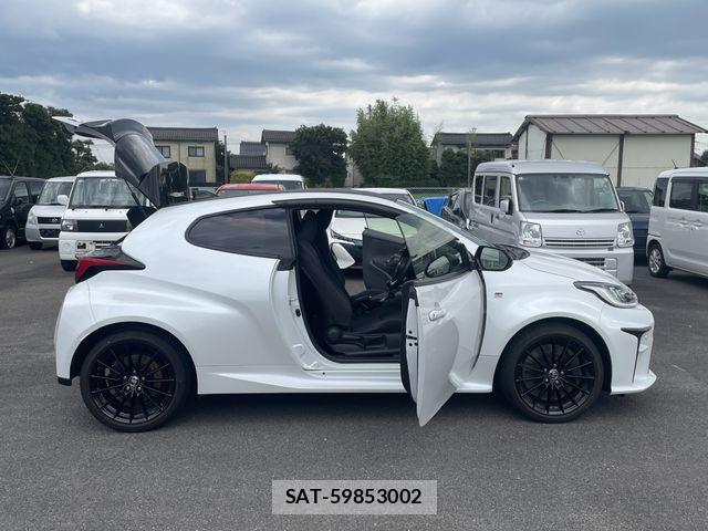 Toyota Gr Yaris 2022-07 7979344-5