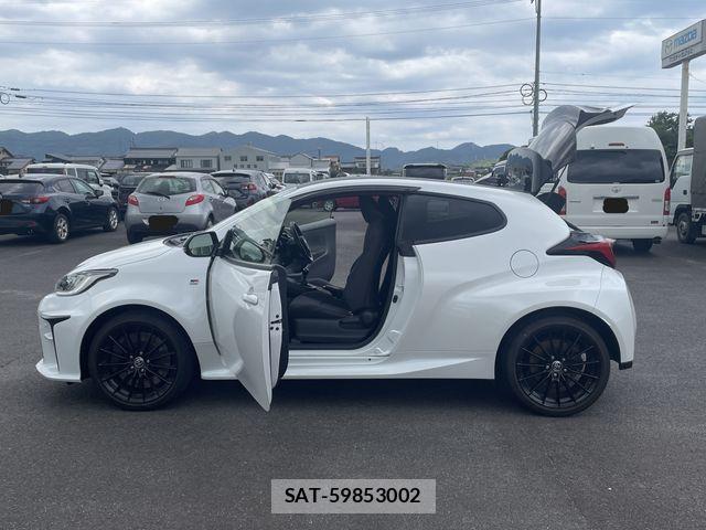 Toyota Gr Yaris 2022-07 7979344-6