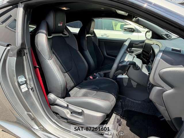 Toyota Gr Yaris 2025-07 8073860-8