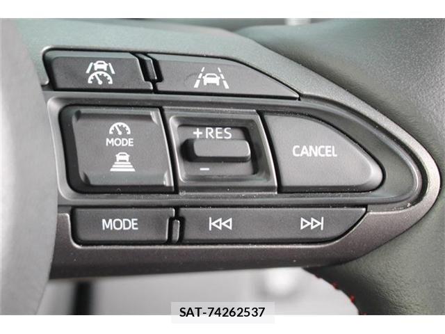 Toyota Gr Yaris 2025-08 8207665-4
