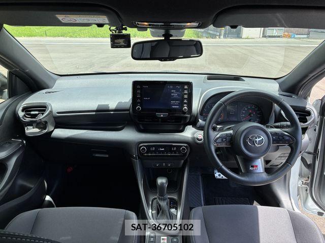 Toyota Gr Yaris 2021-07 8207668-4