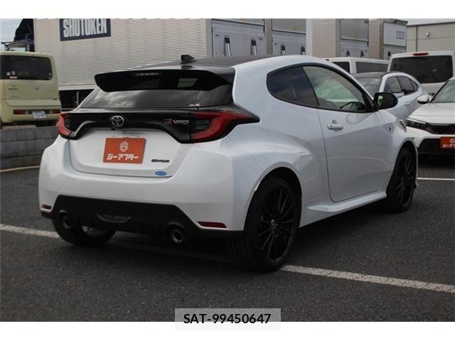 Toyota Gr Yaris 2023-09 8230181-12
