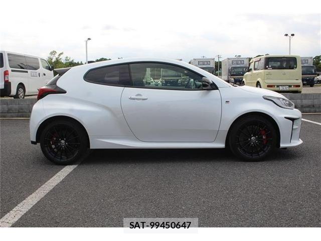Toyota Gr Yaris 2023-09 8230181-13