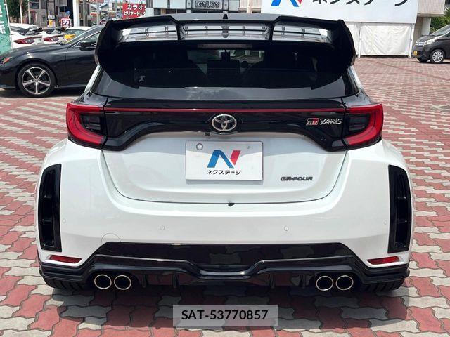 Toyota Gr Yaris 2022-04 8314607-14
