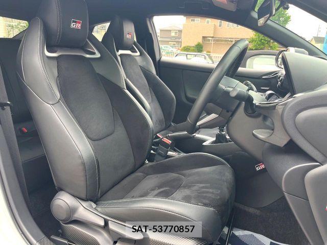 Toyota Gr Yaris 2022-04 8314607-8