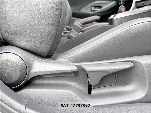 Toyota Gr Yaris 2025-03 8335969-26