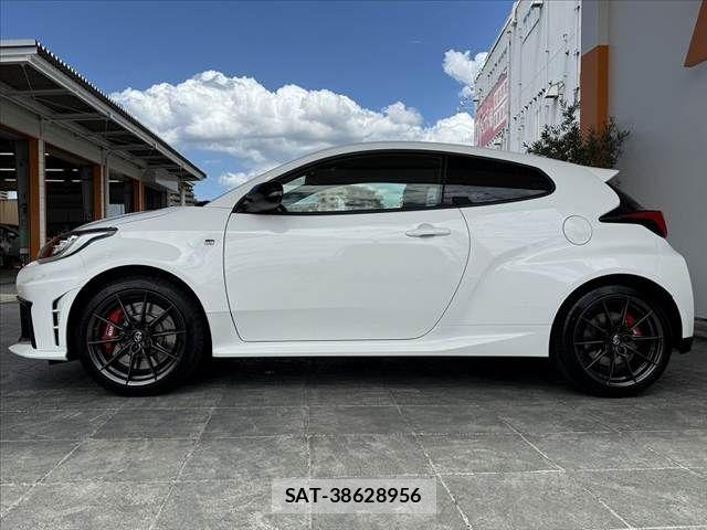 Toyota Gr Yaris 2024-05 8366073-11
