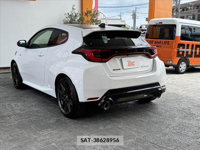 Toyota Gr Yaris 2024-05 8366073-14
