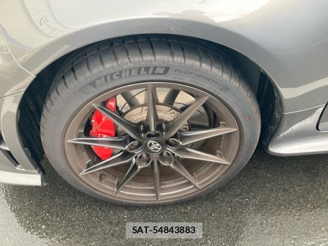Toyota Gr Yaris 2025-08 8366071-10