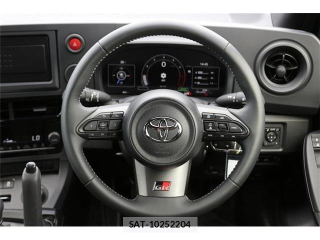 Toyota Gr Yaris 2025-06 8371691-16