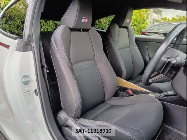 Toyota Gr Yaris 2021-02 8412630-12