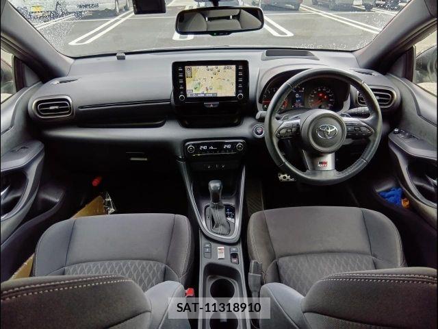 Toyota Gr Yaris 2021-02 8412630-1