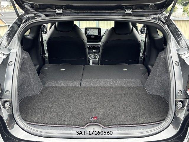 Toyota Gr Yaris 2023-10 8438164-11
