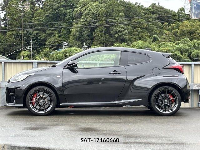 Toyota Gr Yaris 2023-10 8438164-17