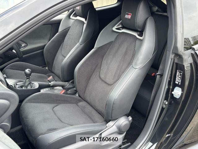 Toyota Gr Yaris 2023-10 8438164-7