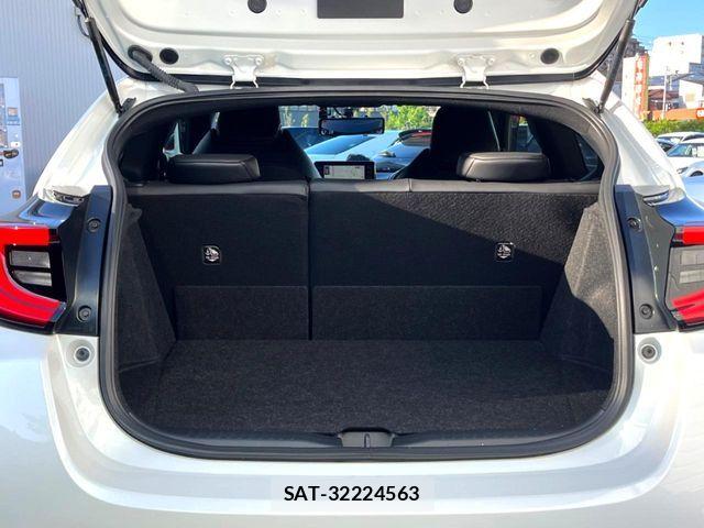 Toyota Gr Yaris 2022-07 8438158-12