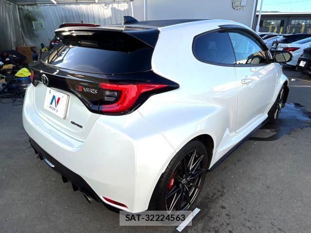 Toyota Gr Yaris 2022-07 8438158-18