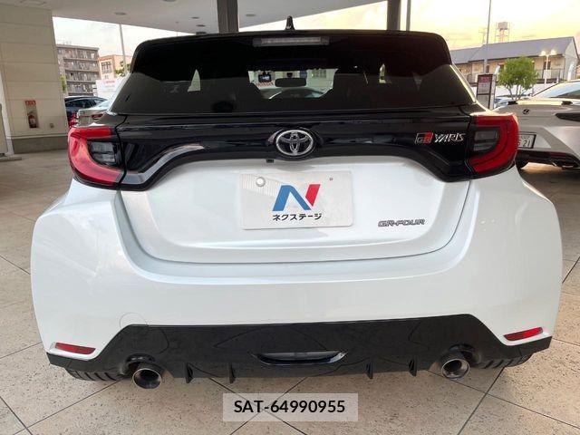 Toyota Gr Yaris 2021-05 8525012-14