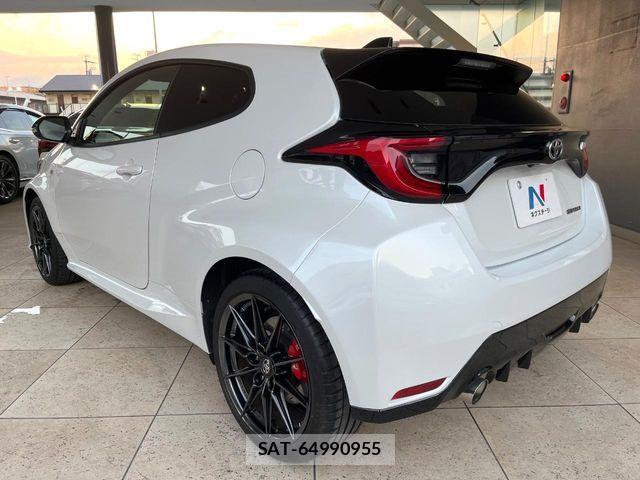 Toyota Gr Yaris 2021-05 8525012-16