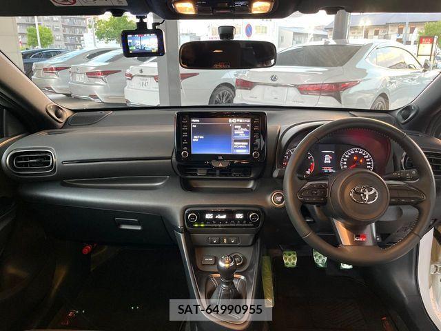 Toyota Gr Yaris 2021-05 8525012-1