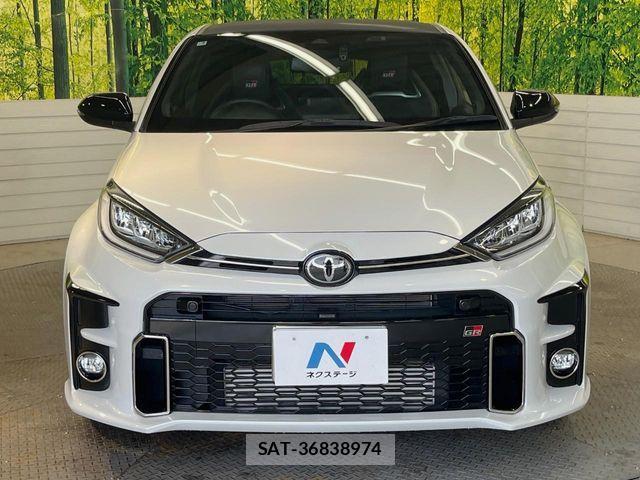Toyota Gr Yaris 2023-03 8525013-16