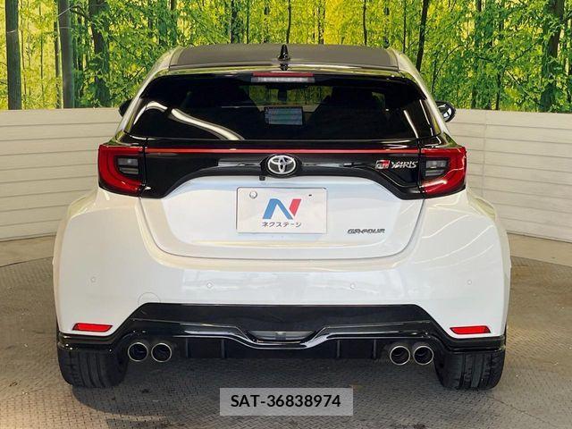 Toyota Gr Yaris 2023-03 8525013-17