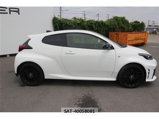 Toyota Gr Yaris 2025-08 8626917-13