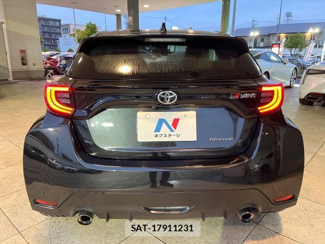 Toyota Gr Yaris 2020-10 8796059-15