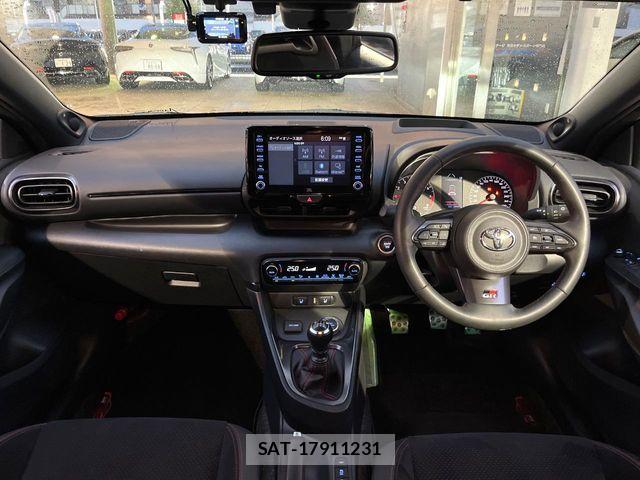 Toyota Gr Yaris 2020-10 8796059-1