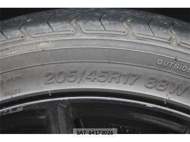 Toyota Gr Yaris 2025-04 8796058-11