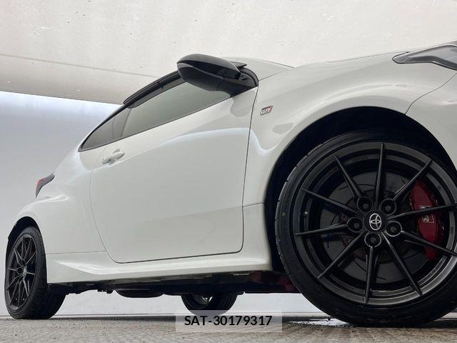 Toyota Gr Yaris 2021-09 8849172-12