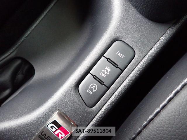 Toyota Gr Yaris 2023-10 8883656-21