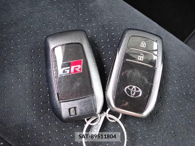 Toyota Gr Yaris 2023-10 8883656-24