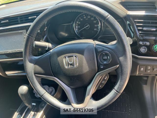 Honda GRACE 2017-12 8525025-11