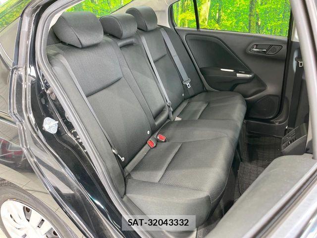 Honda GRACE 2018-02 8796064-8