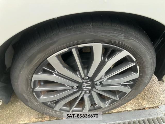 Honda GRACE 2017-07 7357916-3