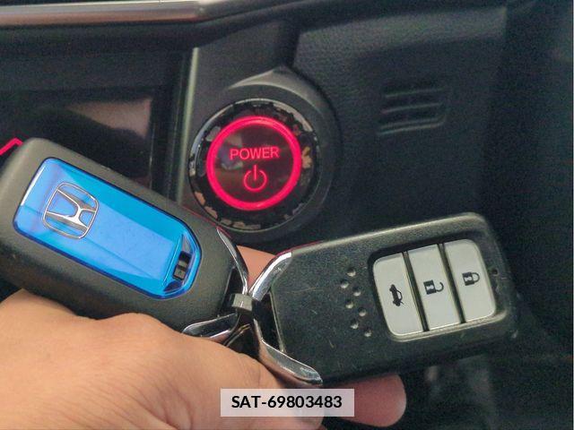 Honda GRACE 2018-03 7979348-13