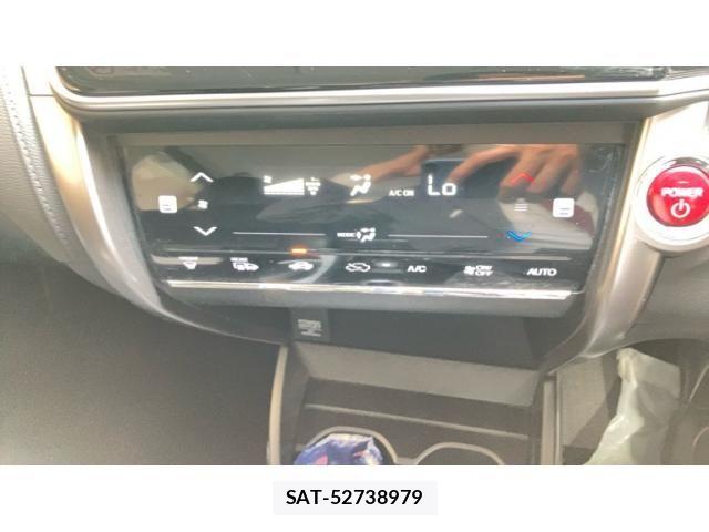 Honda GRACE 2016-03 7979349-21